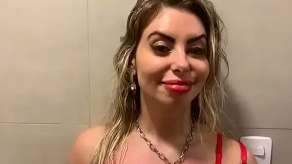 casada me arrastou pro banheiro pra tomar leitinho e depois ir beijar o marido completo sheer red 1733440525